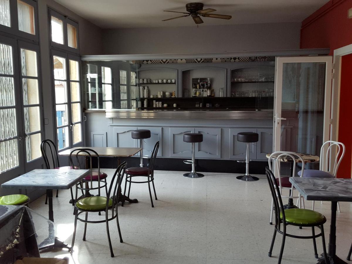 Auberge De Jeunesse Hi Arles Ngoại thất bức ảnh