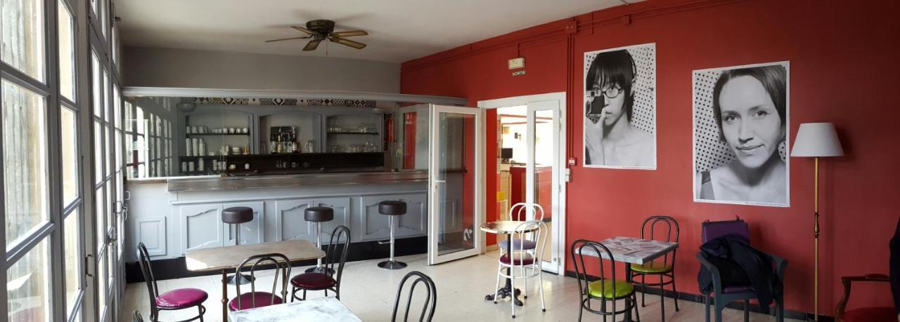 Auberge De Jeunesse Hi Arles Ngoại thất bức ảnh