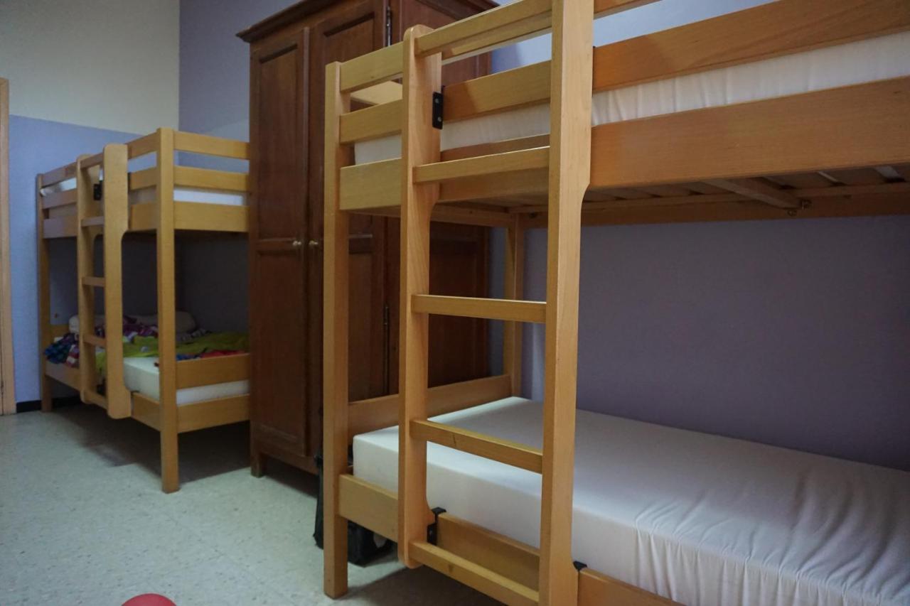 Auberge De Jeunesse Hi Arles Ngoại thất bức ảnh