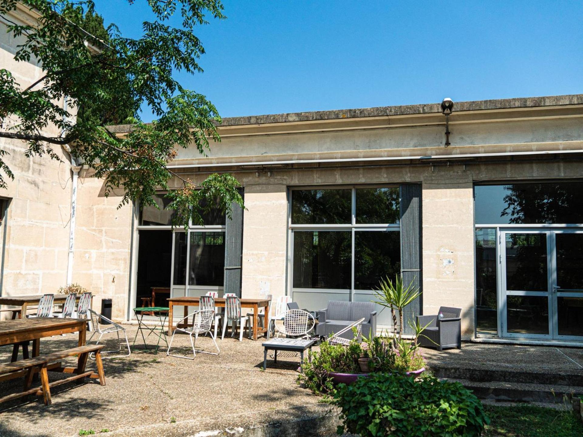 Auberge De Jeunesse Hi Arles Ngoại thất bức ảnh