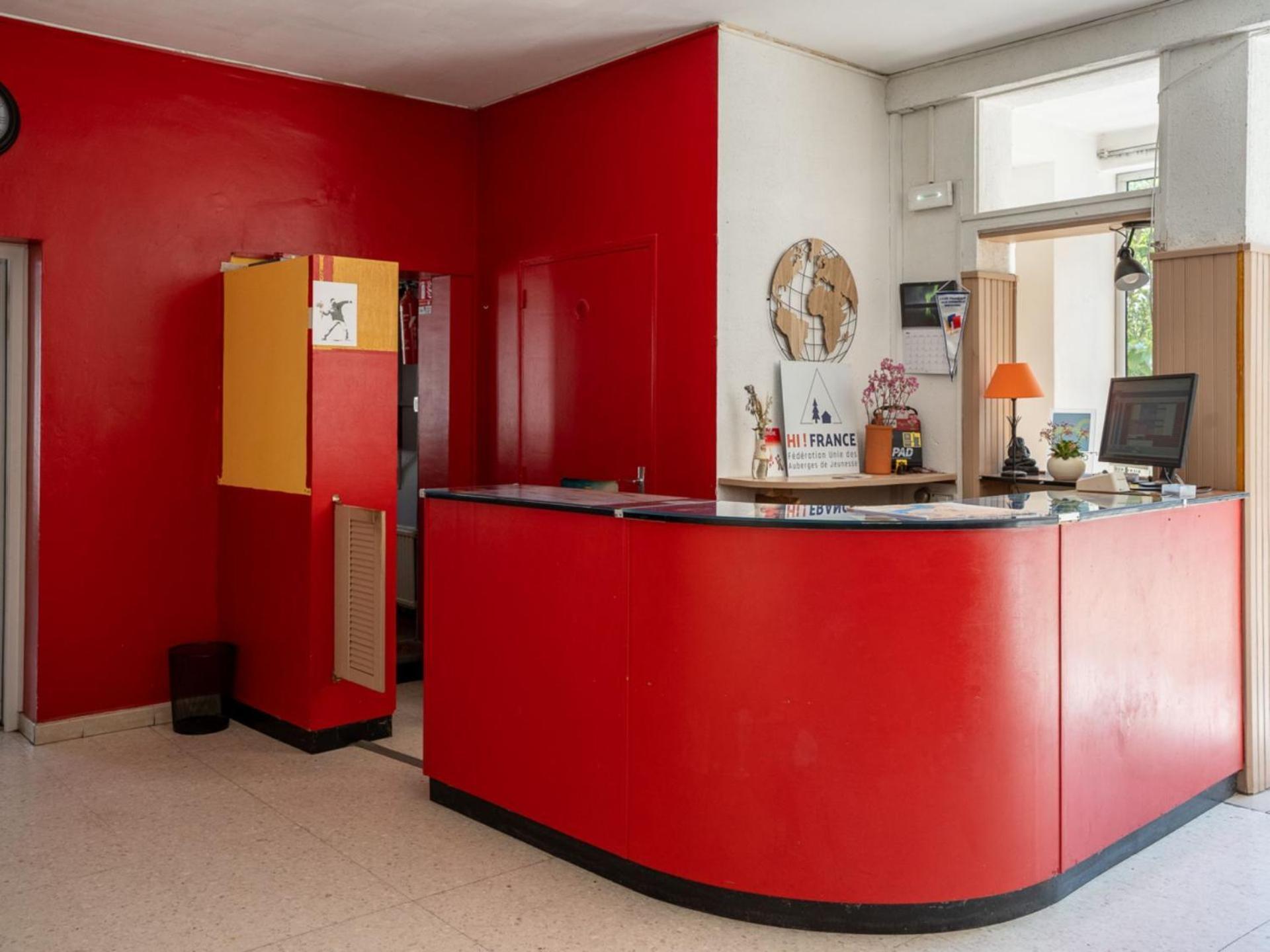 Auberge De Jeunesse Hi Arles Ngoại thất bức ảnh